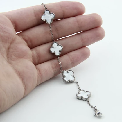 دستبند زنانه مدل ونکلیف