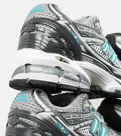 کفش کتانی طوسی خاکستری New Balance 1906R