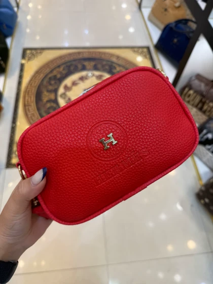کیف پاسپورتی چرمی دخترانه هرمس آنوشکا