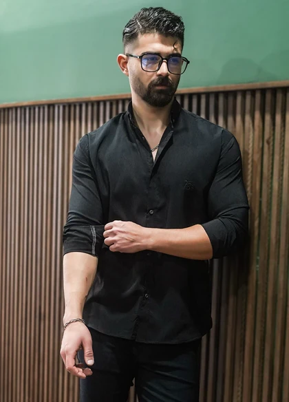 پیراهن مردانه مشکی مدل VQ