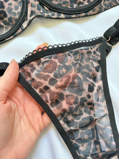 ست سوتین و شورت پلنگی