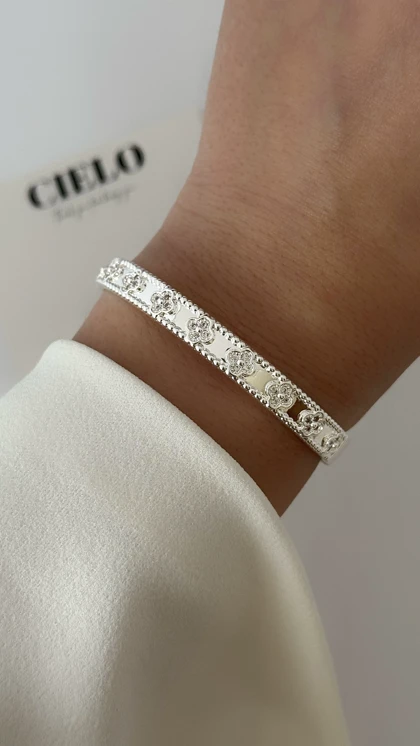 دستبند و انگشتر ون.کلیف