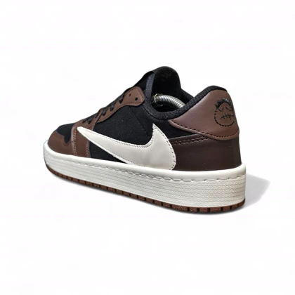 کتانی نایک ترویس مشکی شکلاتی