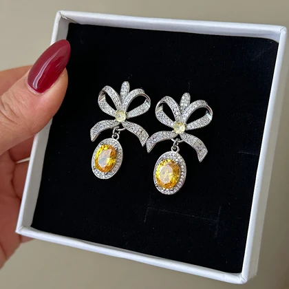 گوشواره زنانه مجلسی پاپیون کد 808