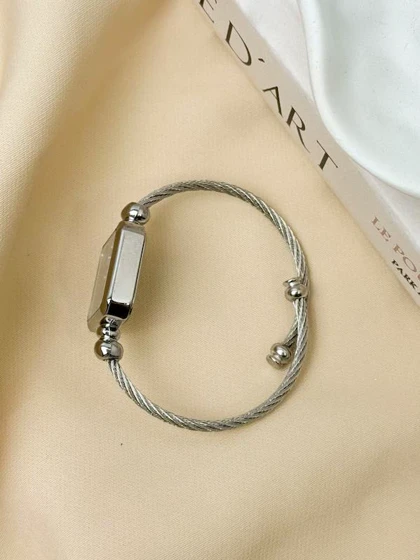 ساعت مچی زنانه بنگل ترند سال