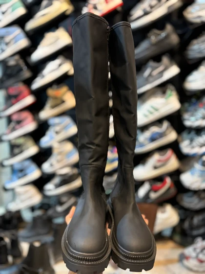 بوت زنانه بلند ساده