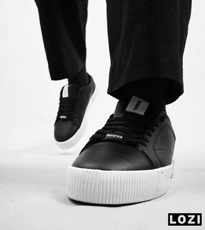 کفش اسنیکرزمردانه مشکی BERSHKA