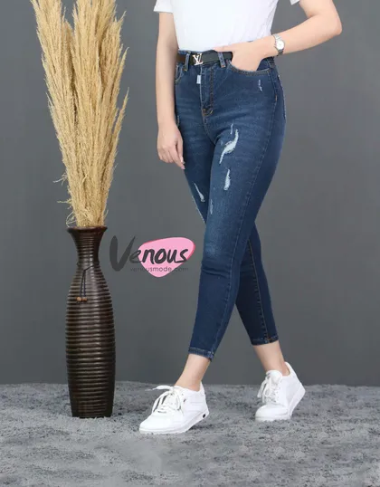 شلوار جین آبی تیره زاپ‌دار