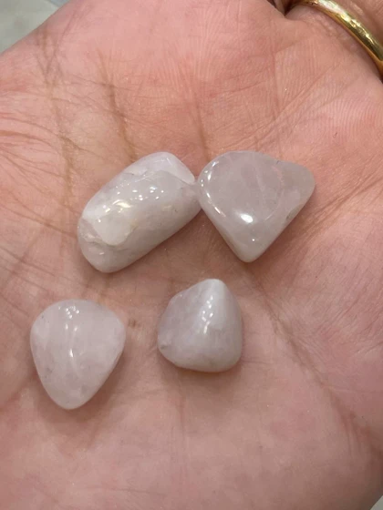 سنگ تامبل رز کوارتز کوچک (1عدد)
