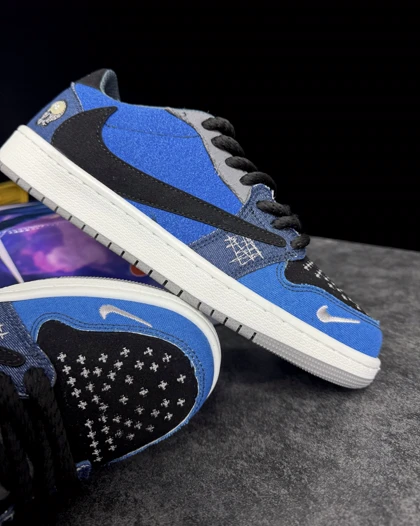 کتانی جردن تراویس وودو