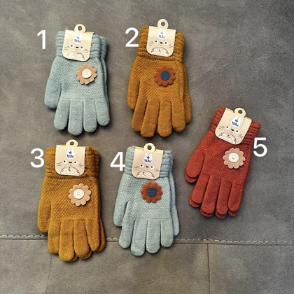 دستکش بچگانه