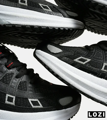 کفش کتانی مردانه و زنانه مشکی نقره ای نایک NIKE P-6000 مدل 6350