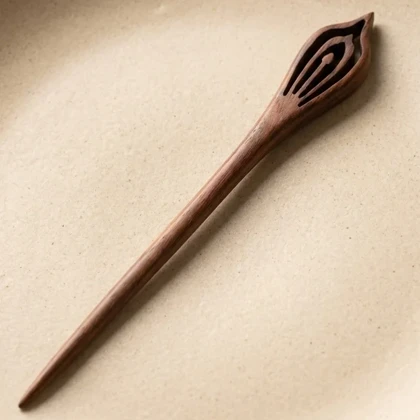 کانزاشی مو زنانه چوبی با بافت ظریف مدل سیلوا