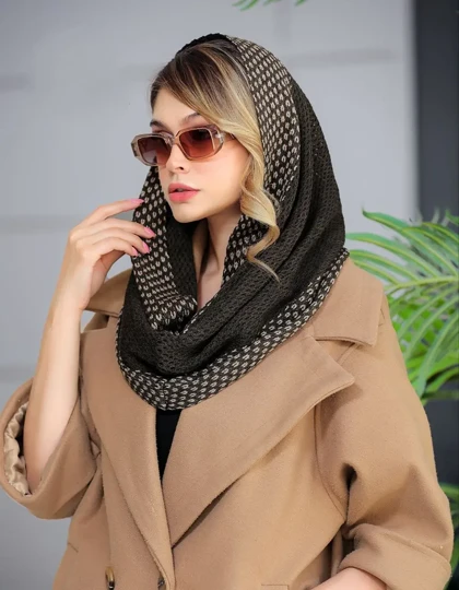 شال بافت زنانه رینگی حاشیه‌دار | ترند زمستانی شالی‌بگ