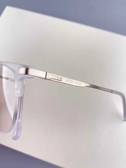 عینک طبی هوگوباس مدل HB1108