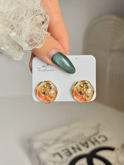 گوشواره میناکاری گل رز برجسته