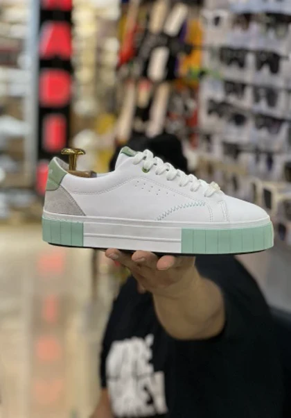 کتانی pull&bear