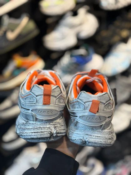 کتانی بالانسیگا لژدار تورک سفید نارنجی