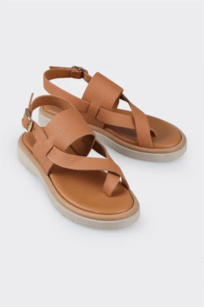 صندل اسپرت زنانه اله elle