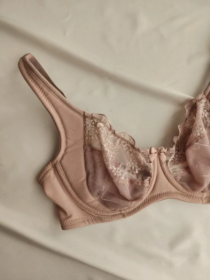 سوتین تک فنردار مینی مایزر برند SATER SEEN کد: 1010