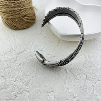 دستبند مردانه بنگل طرح پر