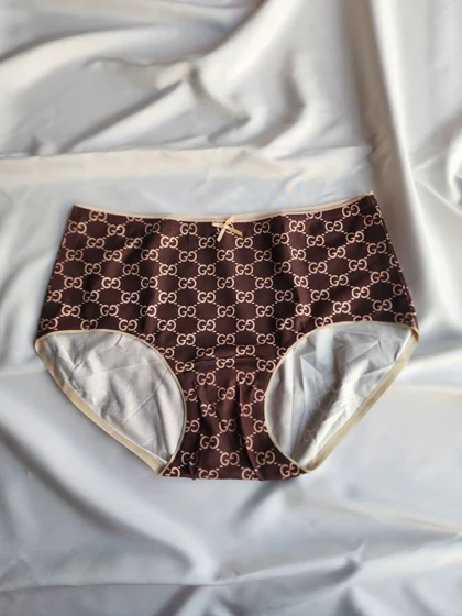 شورت ساتن گوچی کد: 16595