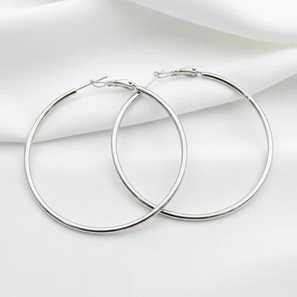 گوشواره حلقه‌ای متوسط ساده ژوپینگ نقره‌ای