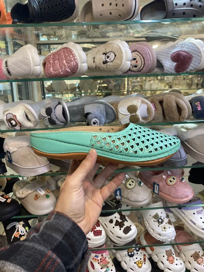 صندل جلوبسته زنانه مدل صحرا سبز