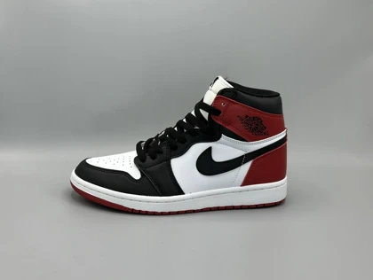کتانی نایکی جردن1 بلک توو/Nike Air Jordan1 Black toe