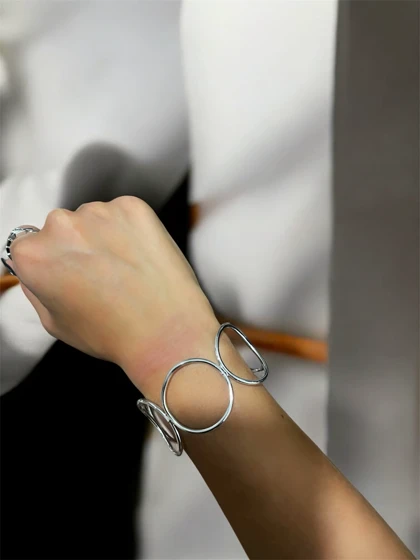 بنگل زنانه حلقه‌ای کد 3332036