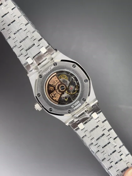 ساعت مچی اودمار پیگه اتوماتیک صفحه سرمه ای بند سیلور Audemars Piguet