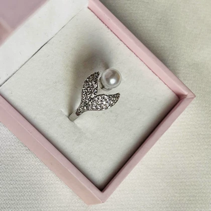 انگشتر/گردنبند دم وال