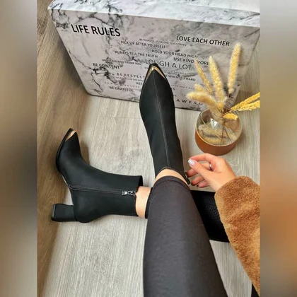 نیم‌بوت 6 سانت پاشنه جلوخوکی آهنی _ 1295