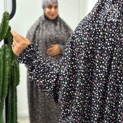 چادرنماز آستین‌دار گل آذین