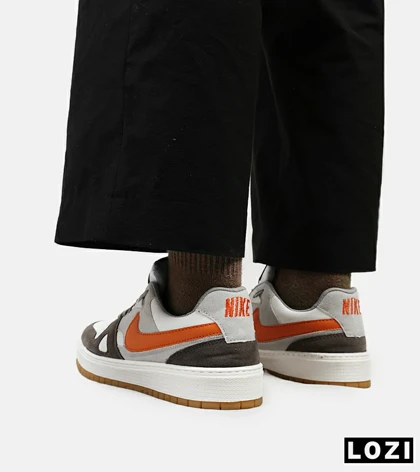 کفش کتانی مردانه طوسی سفید نایک NIKE SB