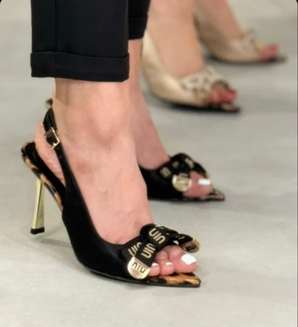 1274 کفش زنانه پاشنه 10 سانت جلو باز پلنگی رو گره میو میو MIU MIU