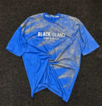 تیشرت Black Island آبی نسخه محدود Think in Black