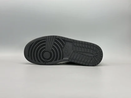 کتانی نایکی جردن1لو دارک موکا مستر/Nike Air Jordan 1 low
