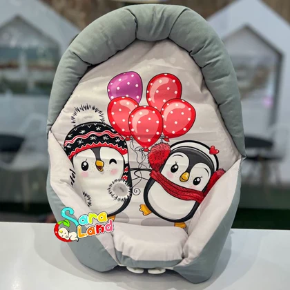 آغوش سوئیسی نوزاد طرح پنگوئن