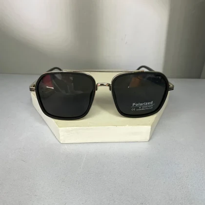 عینک آفتابی پلیس مدل hc p8042