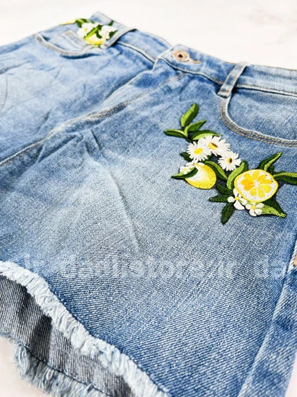 شورتک کوتاه جین گلدوزی زرد پاچه ریش