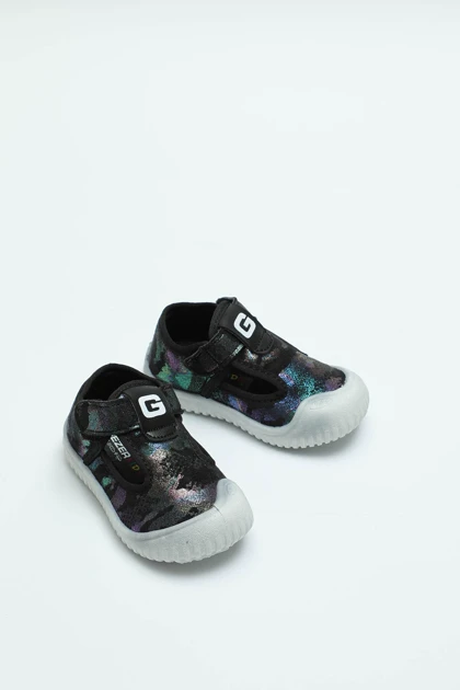 کفش های روزمره بچگانه gezer gezer