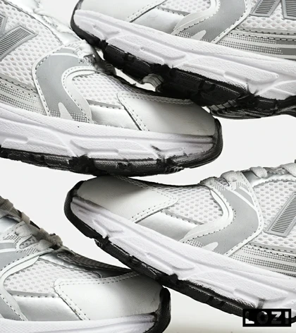 کفش کتانی مردانه و زنانه سفید طوسی نقره ای NEW BALANCE 530