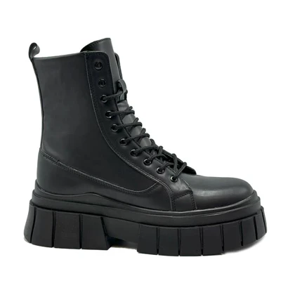 بوت مردانه مدل برشکا BERESHKA زیپ‌دار چرم رنگ مشکی کد 226