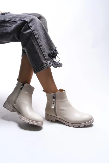 بوت و نیم بوت زنانه ریکان riccon