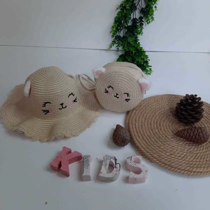 کلاه وکیف حصیری دخترانه طرح گل وطرح لبخند