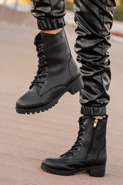 بوت و نیم بوت زنانه bouis