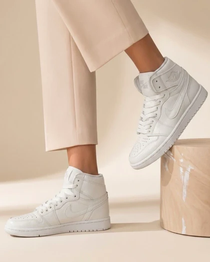 کتانی نایک جردن زنانه 1 مید فول سفید Nike Air Jordan 1 mid کد 480987