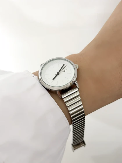 ساعت زنانه بندکرکره ای اسپرت VSH