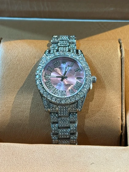ساعت فول نگین زنانه طرح رولکس صورتی